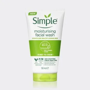 ژل شستشوی پوست خشک Moisturising سیمپل