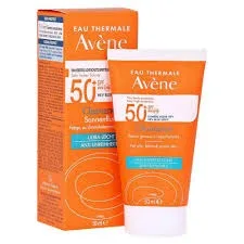ضد آفتاب پوست خشک و حساس بی رنگ مدل اولترا لایت اون SPF50